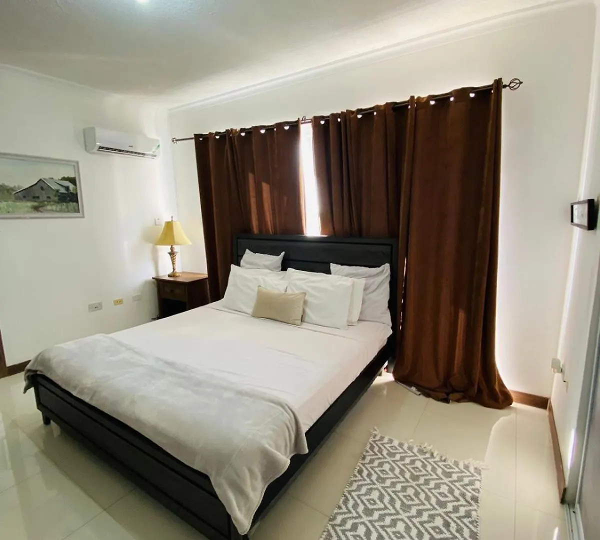 Metcalfe Two Bedroom Suite キングストン アパート