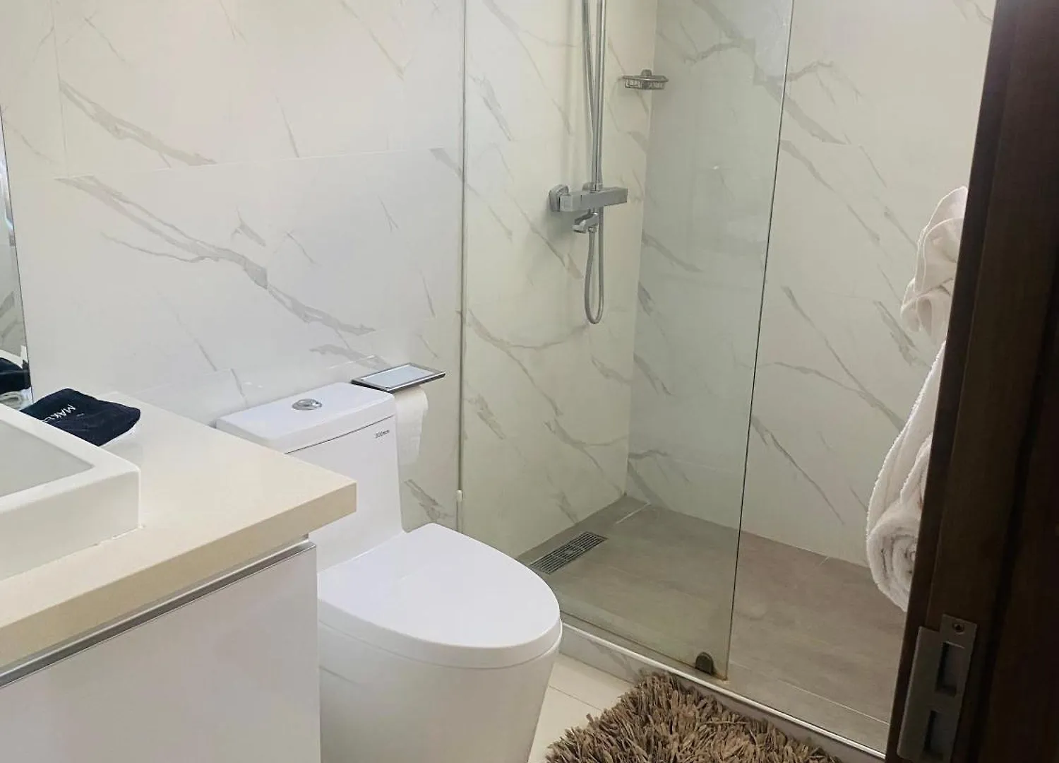 アパート Metcalfe Two Bedroom Suite キングストン